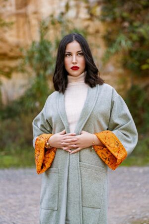 Manteau en cachemire avec ceinture à nouer